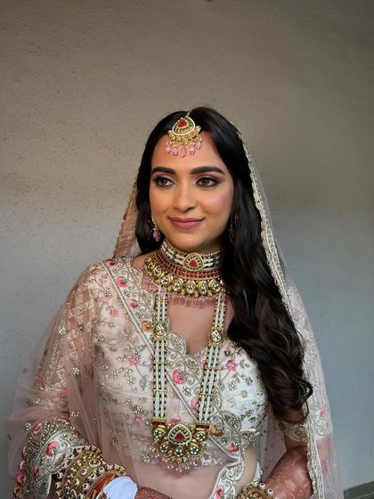 Flowing Waves & Curls photo 76