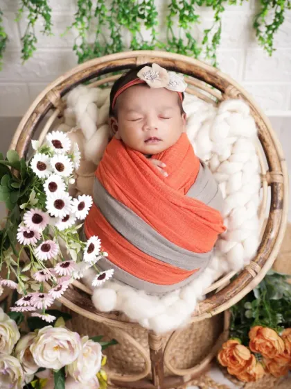 Newborn Dreams: The First Few Weeks photo 14