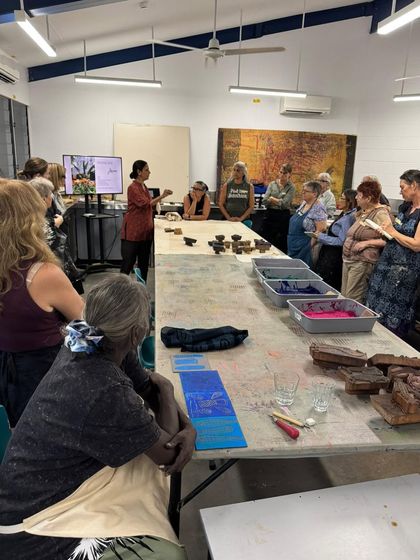 A workshop in Darwin, Australia, where our founder Padmini Govind introduces the art of woodblock printing to a new audience, alongside our partners from the Bábbarra Women's Centre.