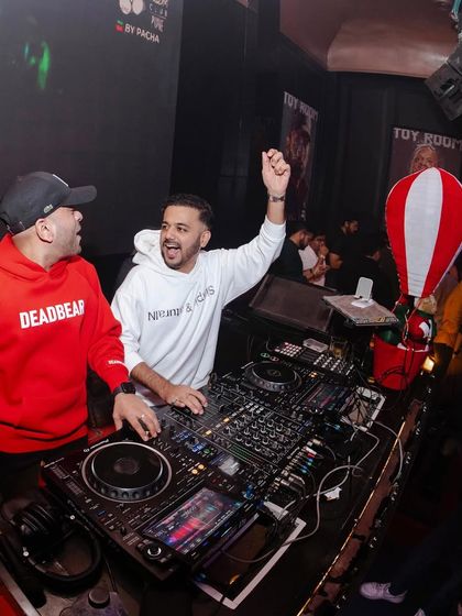 Crowd Control: The MC Experience photo 9