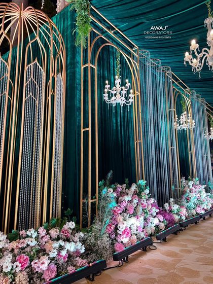 Enchanting Entrances & Walkways photo 34