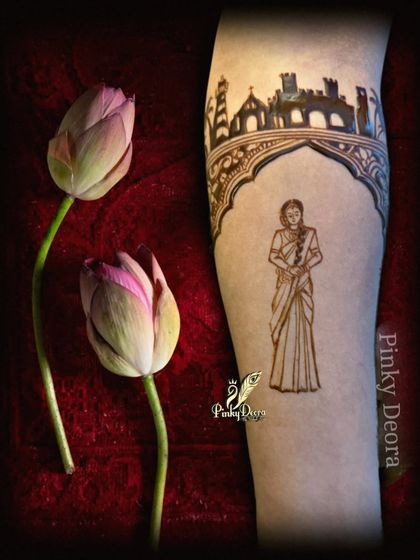 A single portrait of a mother, with a skyline above her. This was a special request from a bride to honor her mother and the city that holds meaning for her.