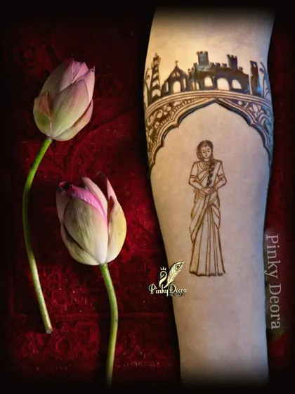 A single portrait of a mother, with a skyline above her. This was a special request from a bride to honor her mother and the city that holds meaning for her.