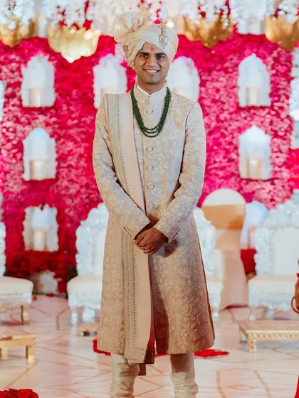 Our handsome groom, waiting patiently at the mandap for his bride to arrive. The anticipation in this shot is lovely.