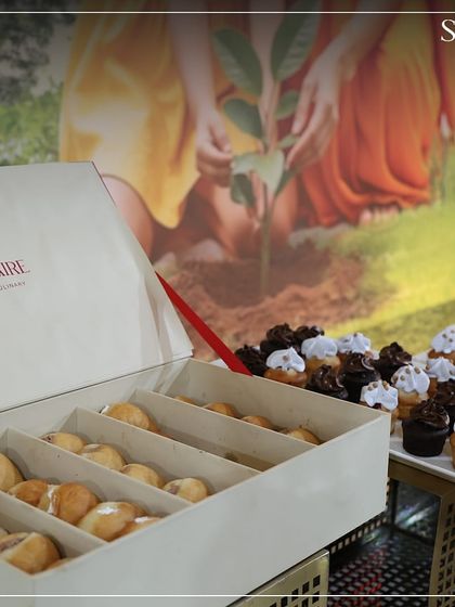 A gourmet gift box from Soulinaire, part of the sustainable catering for the Van Mahotsav event. We offer bespoke gifting solutions that align with our clients' values.