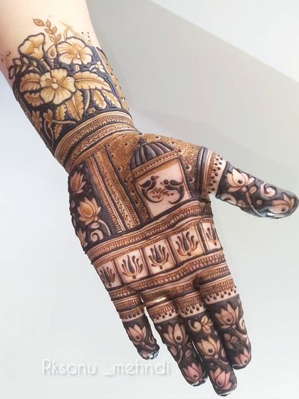 Sonu - Bridal & Wedding Mehndi Intricate Bridal Designs photo 50