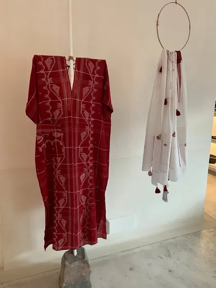 Handcrafted clothing that feels like butter. I love finding brands that focus on beautiful fabrics and craftsmanship, like this red kaftan and white dupatta.