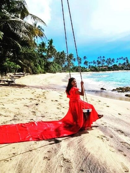 Nivi's Rental Studio - Special Occasion Attire Rental Maternity & Baby Shower Gowns photo 8