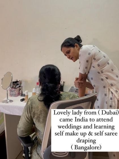 Shikha Agarwal - Personal Self-Makeup Classes My Teaching Style: One-on-One Sessions photo 66