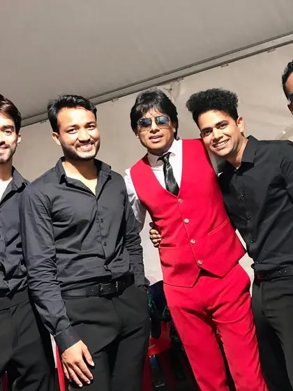Posing with the full MJ5 crew. Sharing the stage with these 'Dancing Superstars' was a highlight of my Mauritius tour.