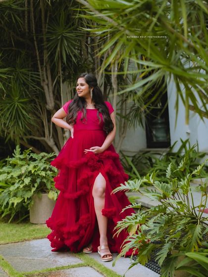 Outdoor Elegance: Lush Parks & Golden Light photo 17