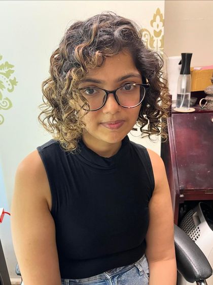 Rohit - Haircuts Custom Hair Color photo 36