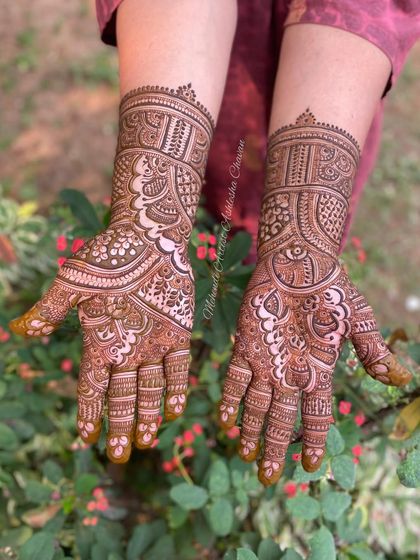 Full Bridal Mehendi (Hands) photo 92