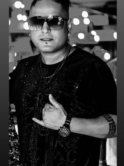 A black and white shot that highlights my accessories and the details of my look. It's all about the swag.