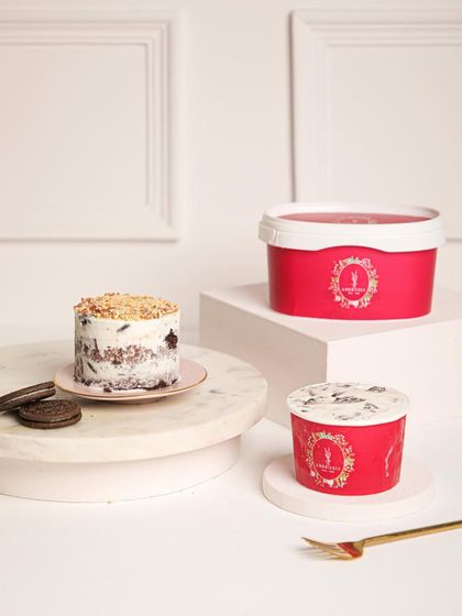 Our mini Mint Oreo ice cream cake shown with its tub variations. We offer our signature flavours in multiple sizes to suit your needs.