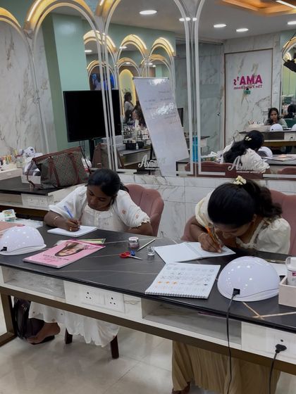 Asmitha Makeover Artistry - Nail Services & Training Professional Nail Art Course photo 10