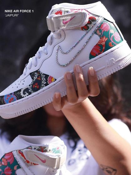 A shot from my feature in CANVVS community, holding my 'Jaipuri' kicks.