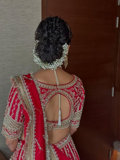 Classic Red & Maroon Bridal Looks photo 16