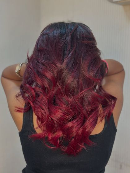 Vibrant Reds & Funky Hues photo 5