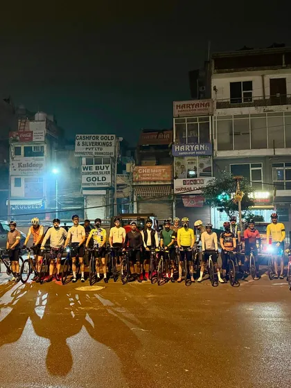 An early start for the Sunday crew, with headlights on, ready to conquer the road before sunrise.