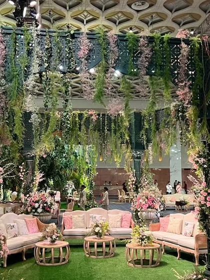 Ethereal Gardens: White & Green Decor photo 33