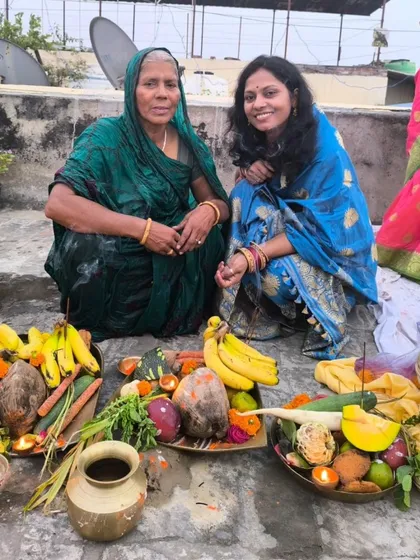This is a very personal and special picture for me, with my mother during Chhath Puja. The traditions and recipes she taught me are the foundation of Khat Mitthi. It is her legacy of purity and taste that I share with you.
