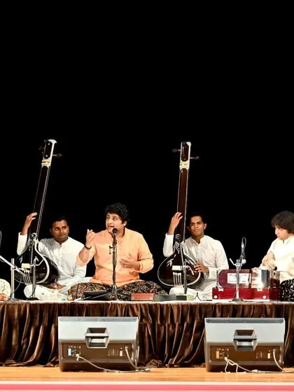Accompanying Siddhartha Belmannu for a Hindustani vocal recital during the Navaratri festival. The ensemble included Sarangi and Harmonium, creating a rich texture.