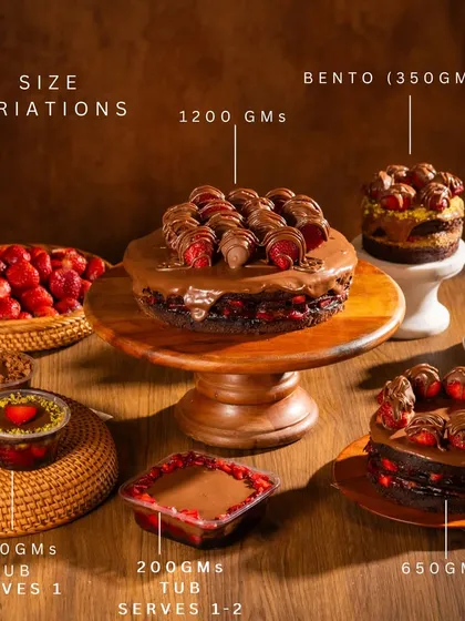 Finding the perfect size is easy. We make everything from single-serving dessert tubs and bento cakes for two, all the way up to large celebration cakes for the whole party.