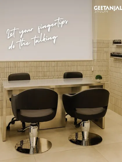 This is where the magic happens. My dedicated nail station is designed for your comfort, with a clear message: let your fingertips do the talking. It’s a space for creativity and relaxation.