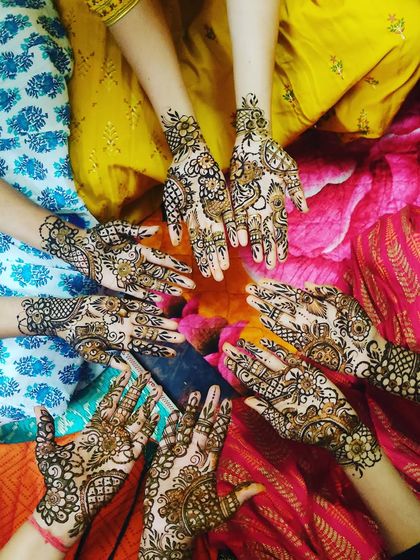 Shaikh Yasmeen - Wedding Party & Guest Mehendi Designs for Family & Bridesmaids photo 33