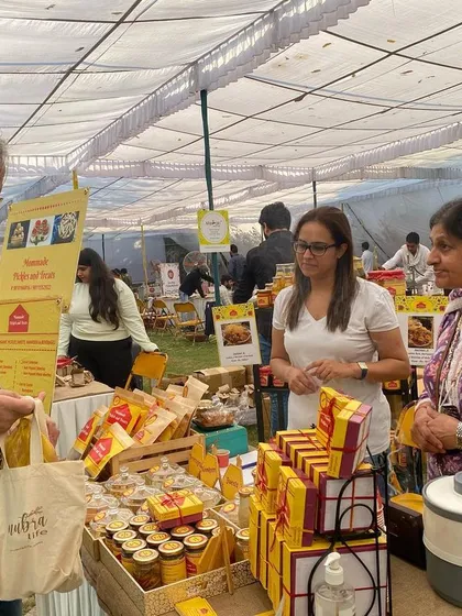 It was a pleasure to have journalist Ravish Kumar visit my stall at The Earth Collective market. I am always so happy to share my homemade ladoos and other treats with everyone who stops by.