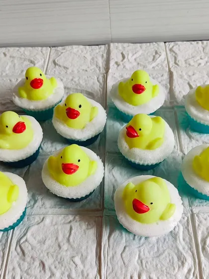 A group of the duck toy soaps, ready for a baby shower or a toddler's birthday party.