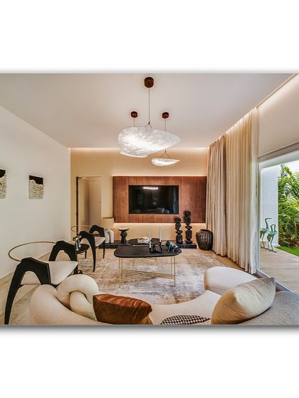 Elegant Living: Luxury Homes & Apartments photo 50