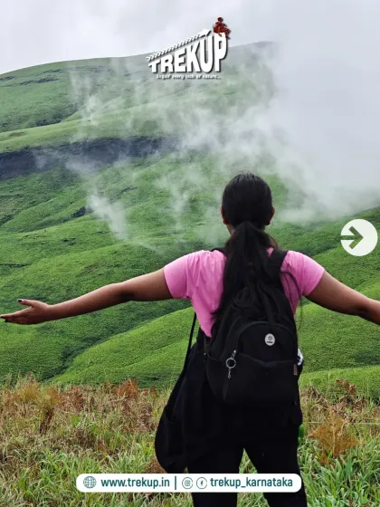 Imagine standing above the clouds, with the whole of the Western Ghats stretching out before you. This is the feeling of freedom I help you find on my Netravathi peak treks.