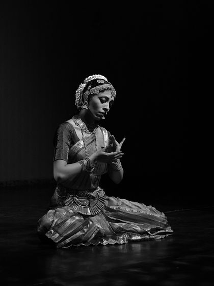 Divya Hoskere - Bharatanatyam Dance Performances Shringara Sharanagati: The Surrender in Love photo 48