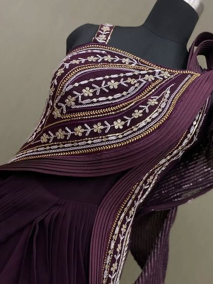 Dress Rental Buzz - Photoshoot Outfit Rental Party & Occasion Wear photo 16