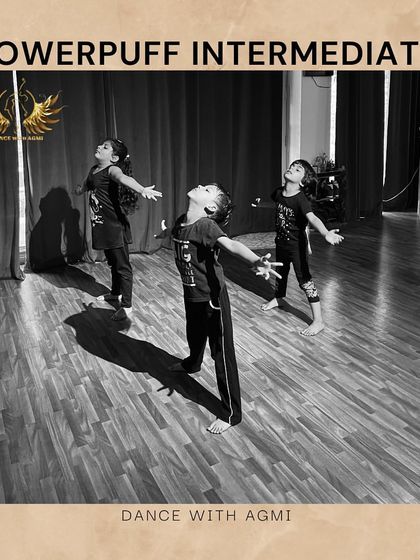 A moment of expression in our intermediate class. We encourage students to connect with the movement and convey emotion.