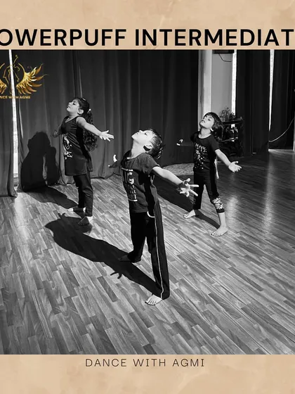 A moment of expression in our intermediate class. We encourage students to connect with the movement and convey emotion.