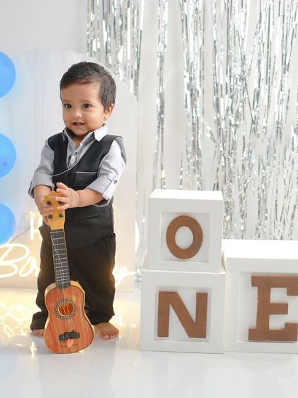 First Birthday & Cake Smash photo 10