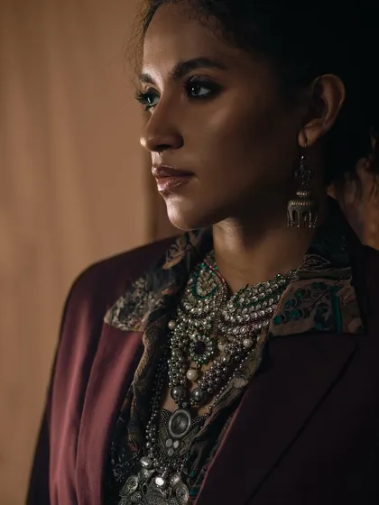A dark, moody jewellery shoot. I used Rembrandt lighting here to create deep shadows and highlight the intricate details of these regal, layered necklaces.