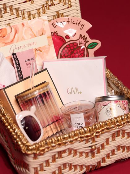 The Purple Sunset - Corporate Gifting Solutions Christmas & New Year Hampers photo 31