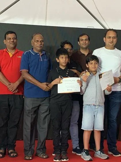 Our junior and senior teams celebrate their Gold and Silver wins in the national round of the Mekathlon Robo Racers competition. This success has earned them a spot in the International Round, where they will compete against teams from around the world.