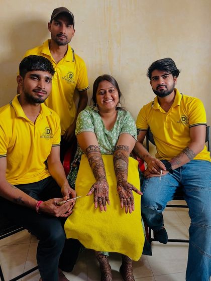 My team with another satisfied bride. We ensure a professional and pleasant experience for all our clients.