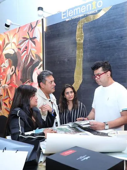 An inspiring start to the Ajio Luxe Weekend with design icons like Ashiesh Shah and Bobby Mukherjee exploring our world of elegance. Here they are discovering the artistry of our stunning wallpapers and fabrics.
