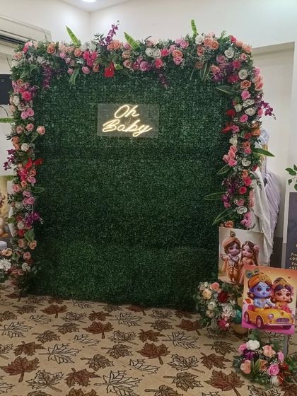 Modern & Themed Baby Showers photo 12