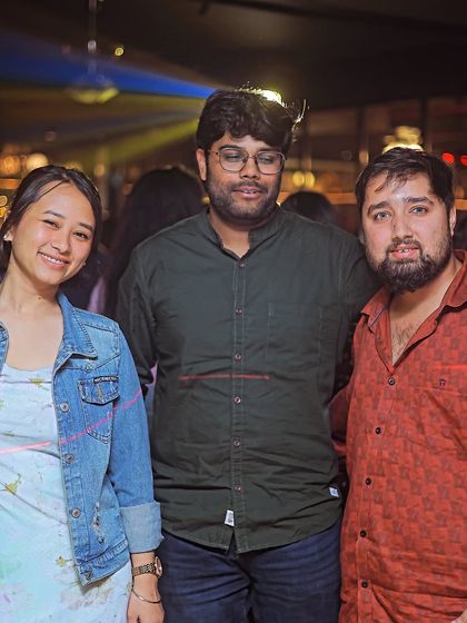 More happy faces from a weekend party. It's great to see people connecting and enjoying the night.