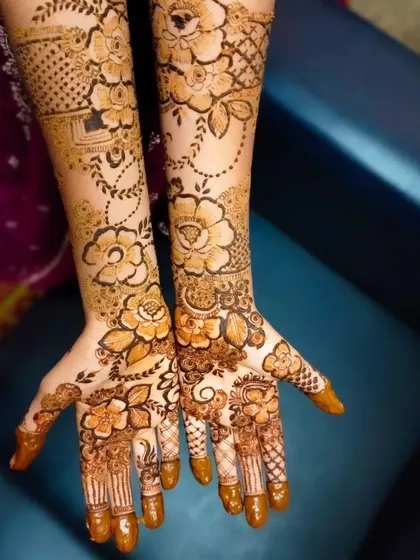 This beautiful, full floral design was for a client's Aqeeqha ceremony. It's always a blessing to be a part of such important family milestones.