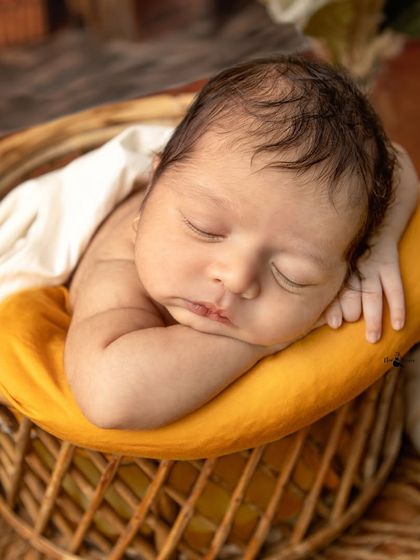 Newborn Portraits: The First Few Days photo 10