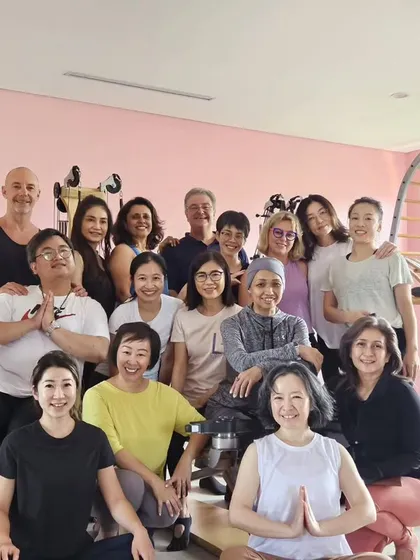 After finishing a specialized course on the Shoulder Girdle with this amazing group. There is always so much to learn together.
