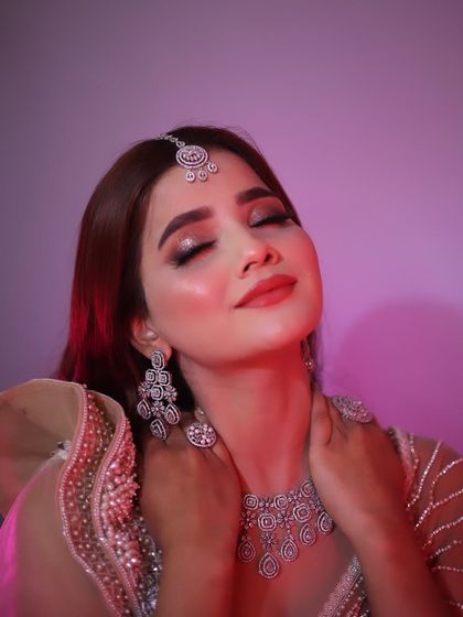 Engagement & Reception Ready photo 10